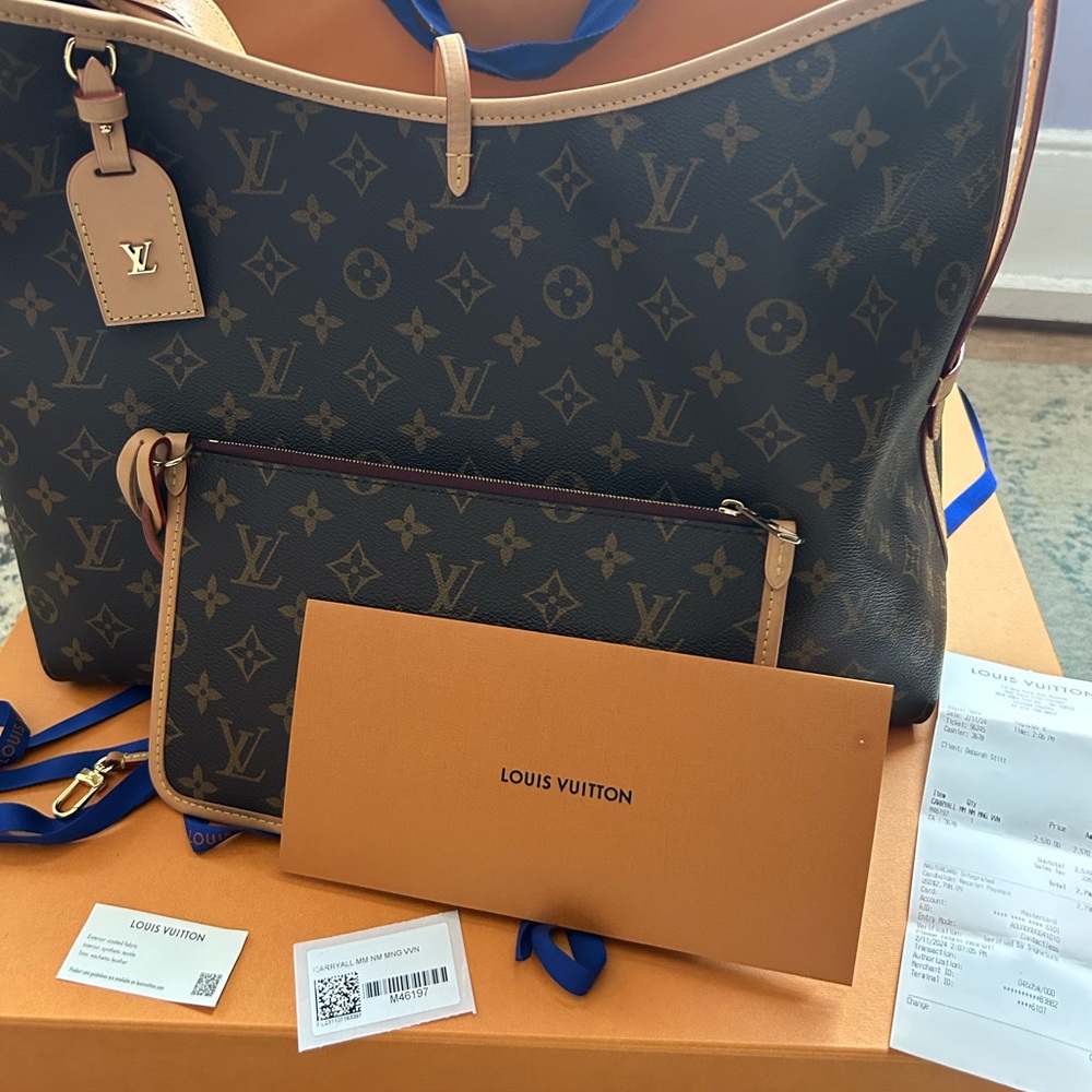 TRADE     AUTHENTIC Louis Vuitton Carry All MM